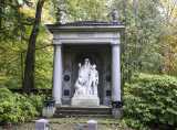 wiloka - Stilles Dasein - Gruften auf dem Nordfriedhof  - 23.10.2020, - Foto: René Vigneron / VRM Bild, 