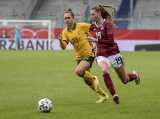 Fussball - Länderspiel Frauen - Deutschland vs. Australien - 10.04.2021, 
Emma Checker (Australie), Jule Brand (Germany/Hoffenheim),

- Foto: Frank Heinen/rscp-photo


